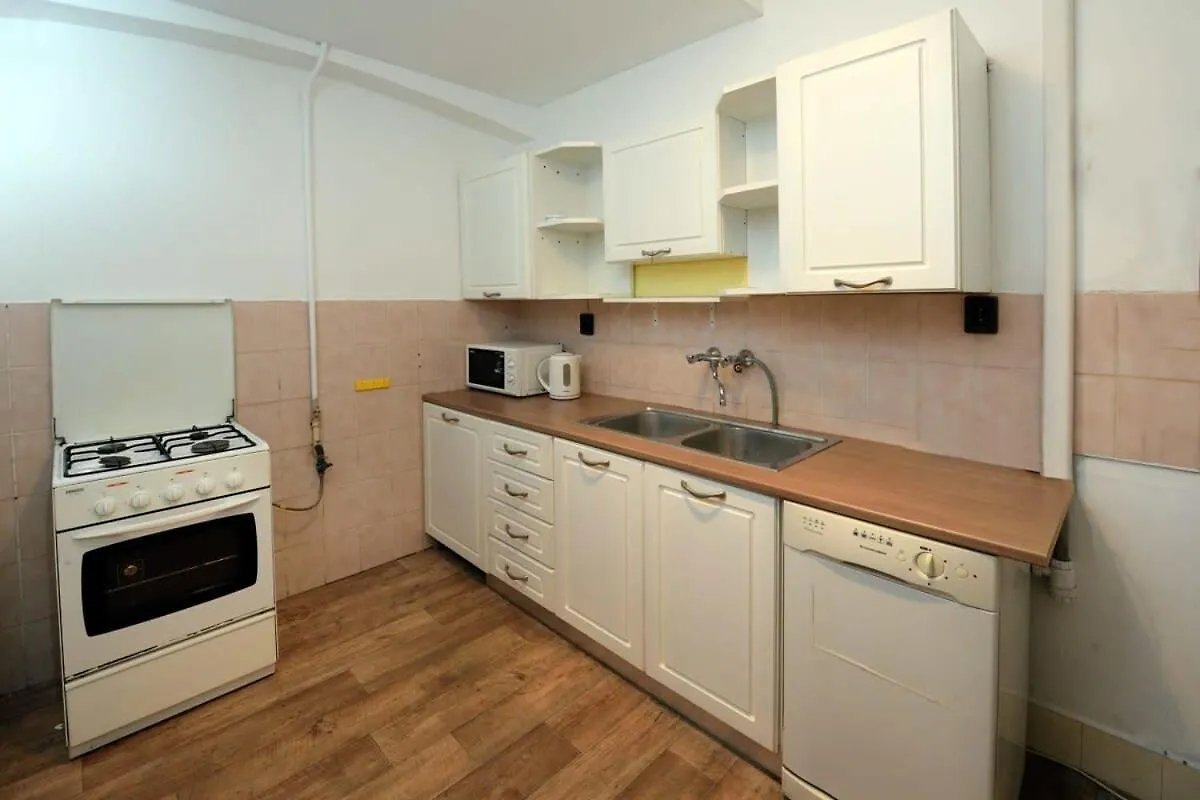 アパート Spacious Basic Home In The City Center ブダペスト ハンガリー
